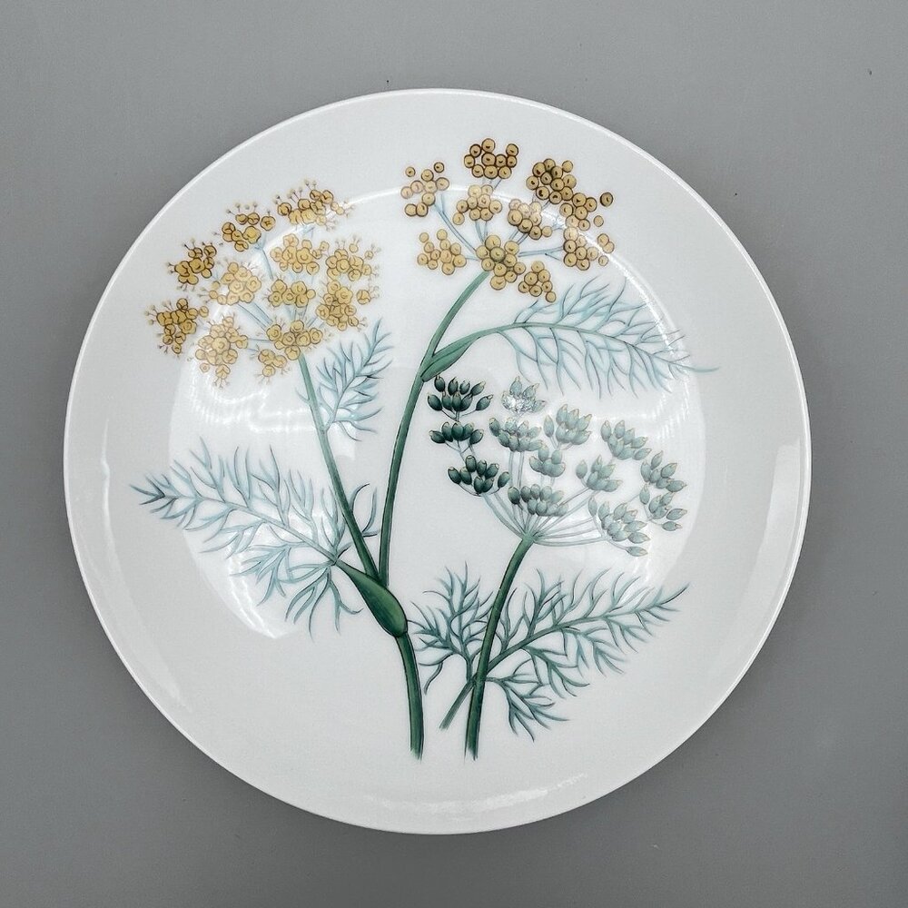 Set of 4 Horchow Collection Botanical Flowers 7 5/8" Dessert Plate Japan - Picture 2 of 10